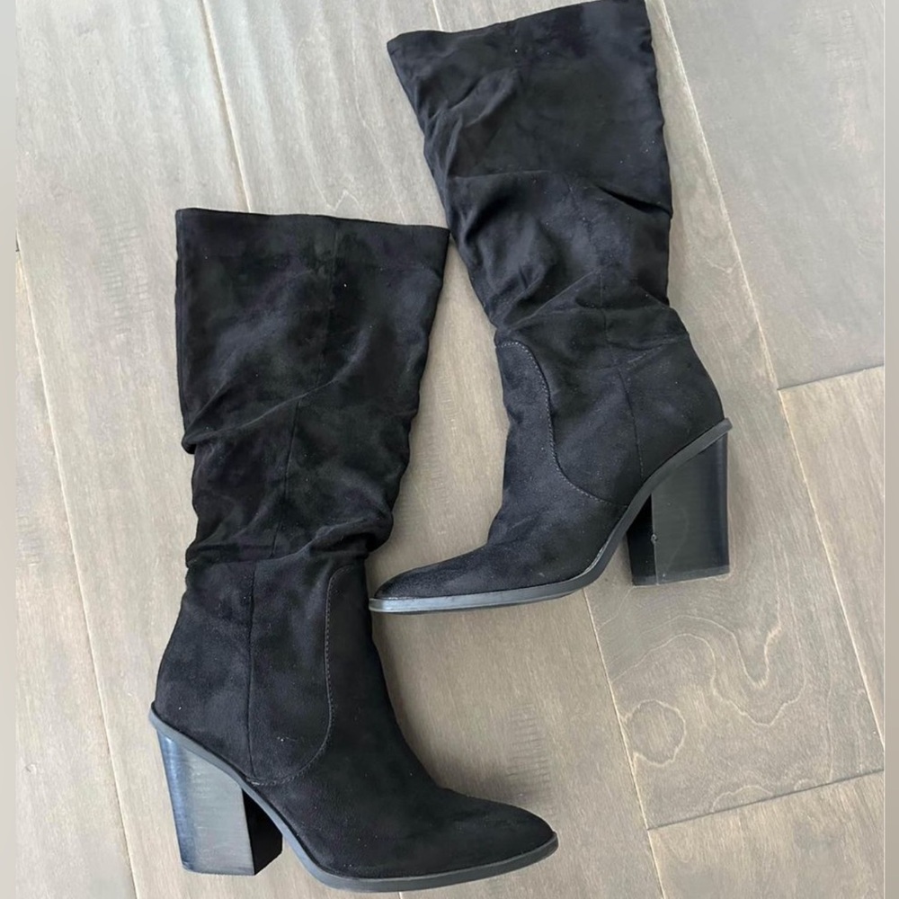 Dolce Vita Pointed Toe Black Boots - 7.5
